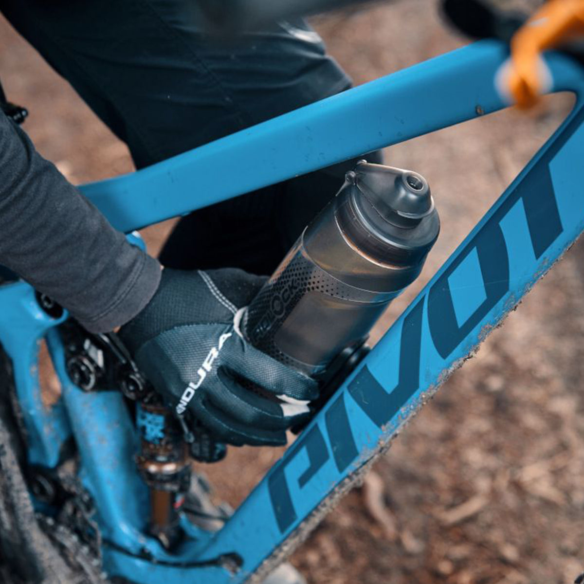 TWIST-BOTTLE-800-SMOKE-2