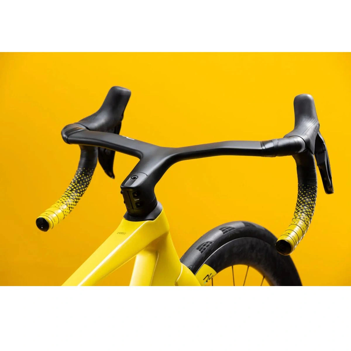 VELO DE ROUTE BIANCHI SPECIALISSIMA RC TOUR DE FRANCE EDITION LIMITEE