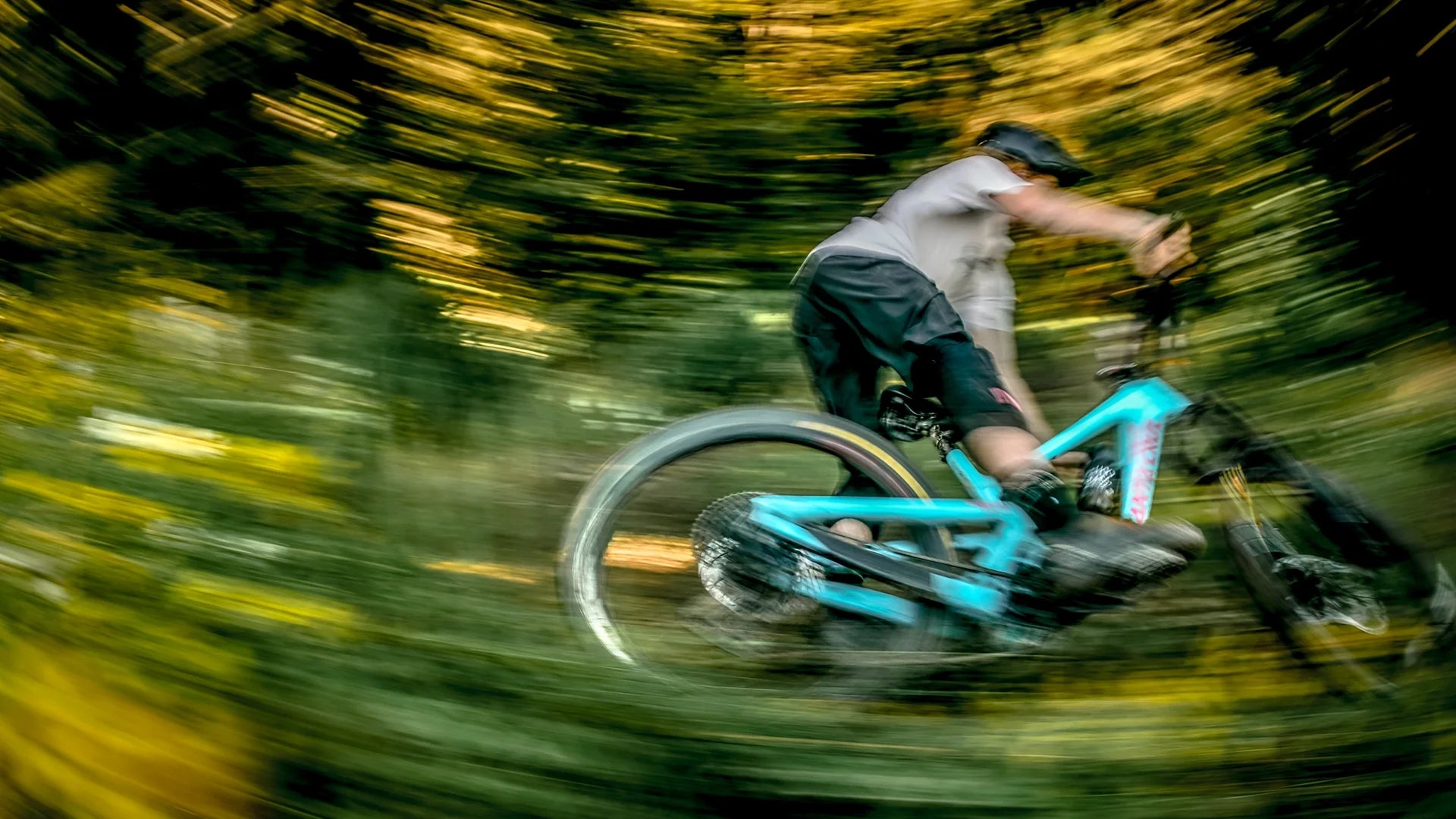 Nouveau Santa Cruz Nomad 2027